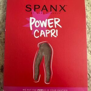 Spanx Power Capri Leggings - Nude